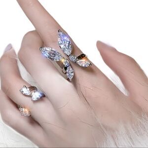 Silver Crystal Wings Open Band Wrap Ring Jewelry NEW